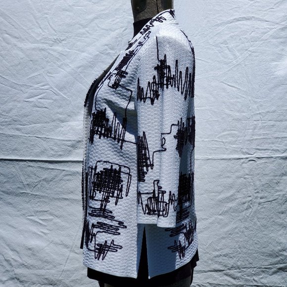 Ming Wang White Knit Jacket Black Embroidery - Picture 5 of 16